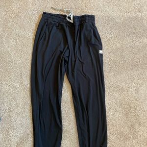 Women’s Vuori joggers